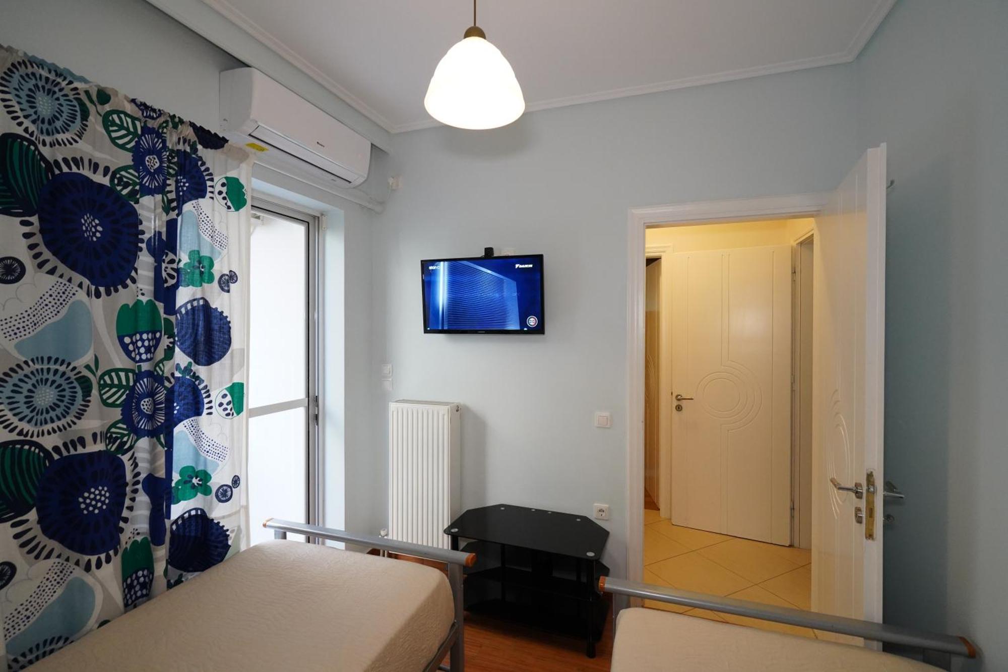 Garden Apartment Next To The Mall -Private Parking Athen Exterior foto