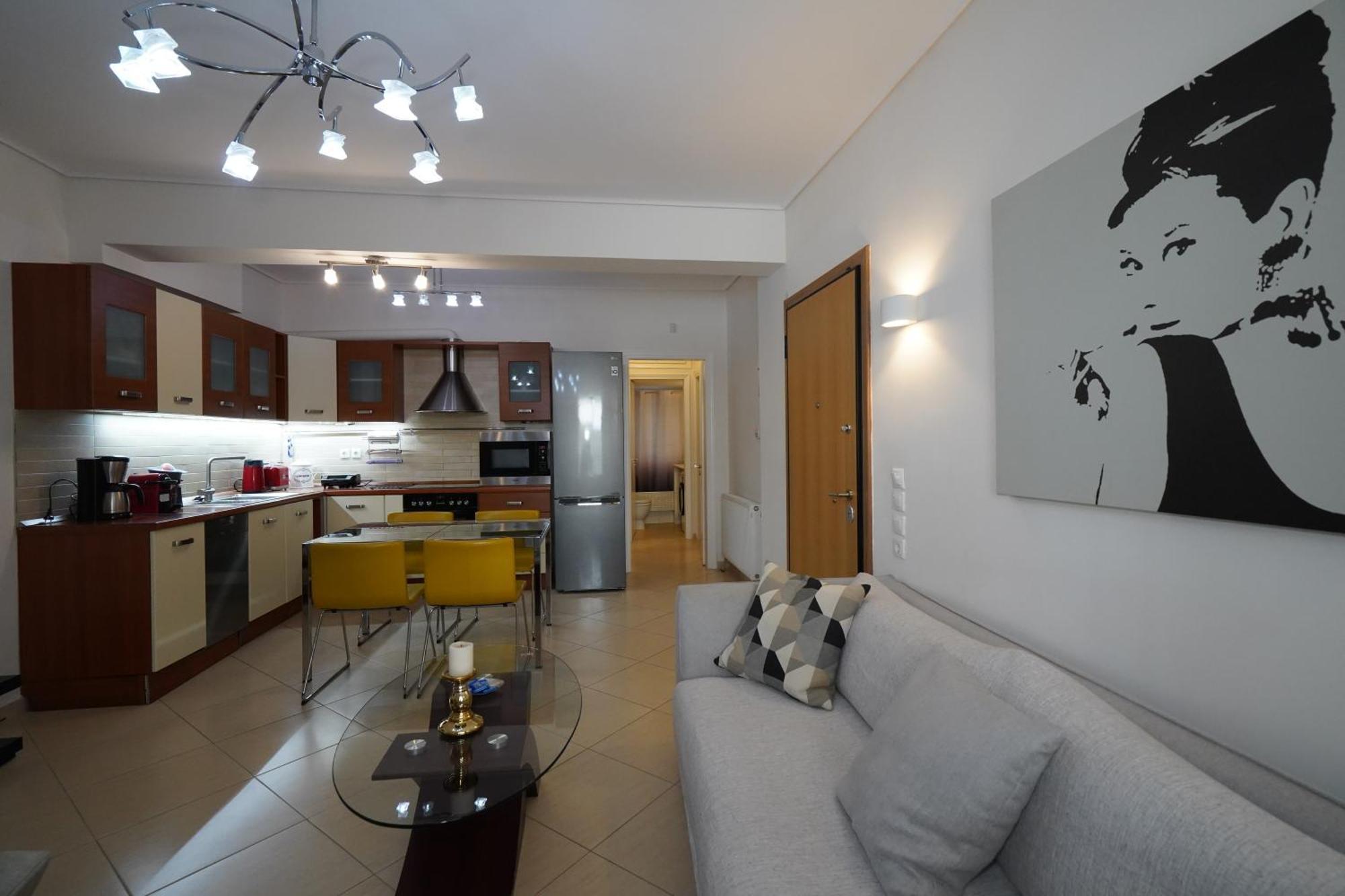Garden Apartment Next To The Mall -Private Parking Athen Exterior foto